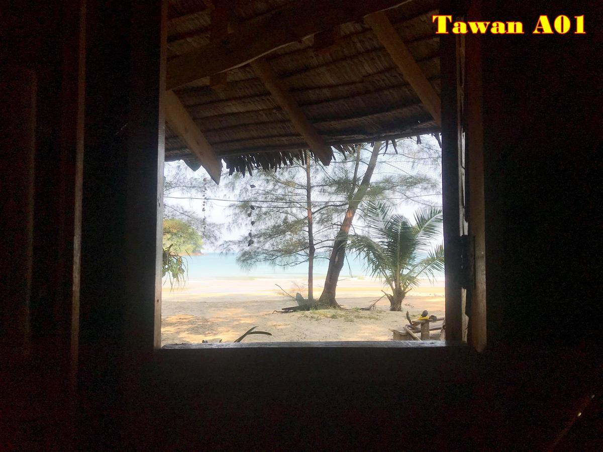 Tawan Bar And Bungalow Hotel Ko Phra Thong Ngoại thất bức ảnh